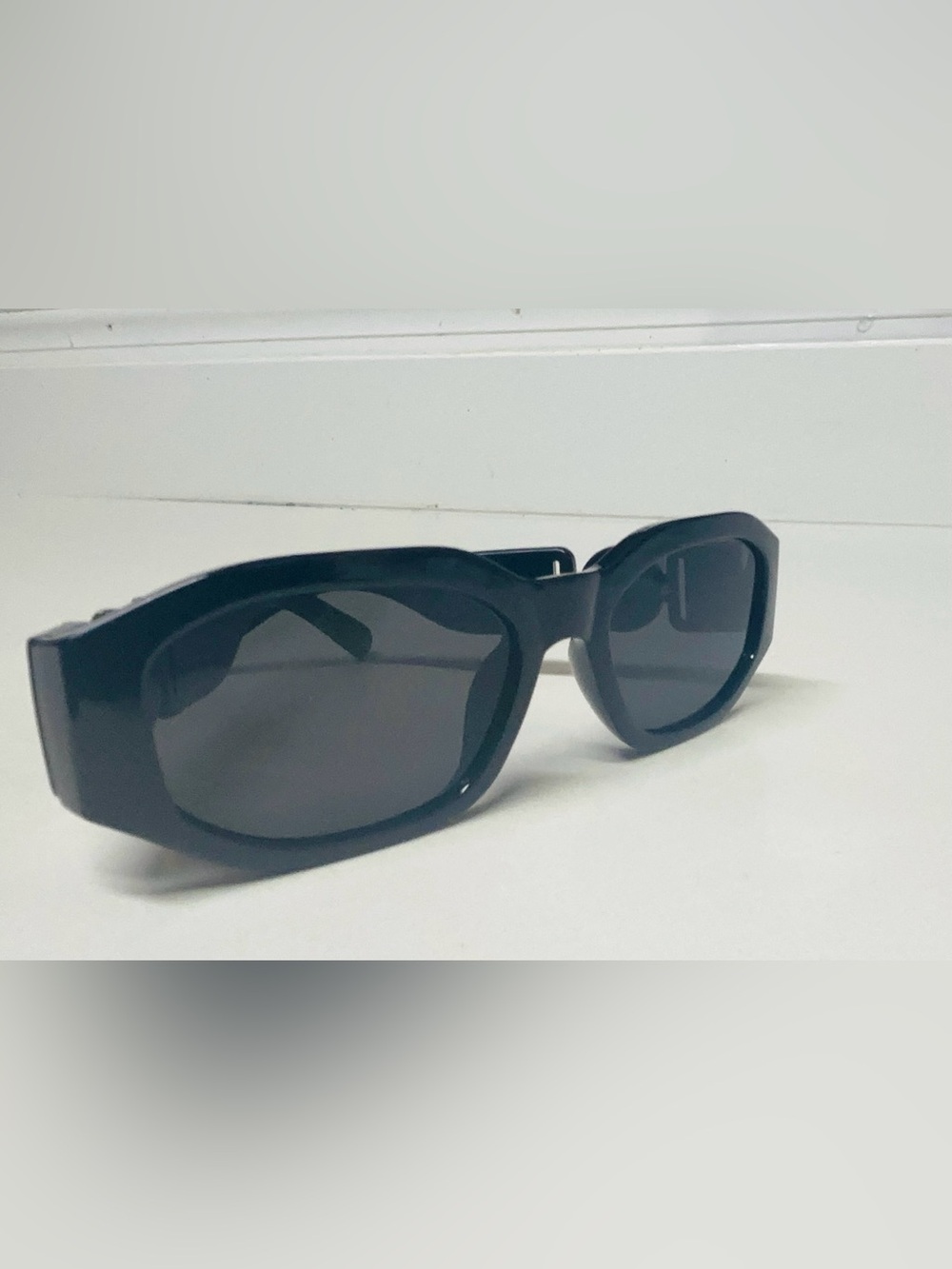 Versace Biggie Black Sunglasses - Gold Medusa Tiger Medallion - Y2K Chunky Squre - Picture 5 of 16